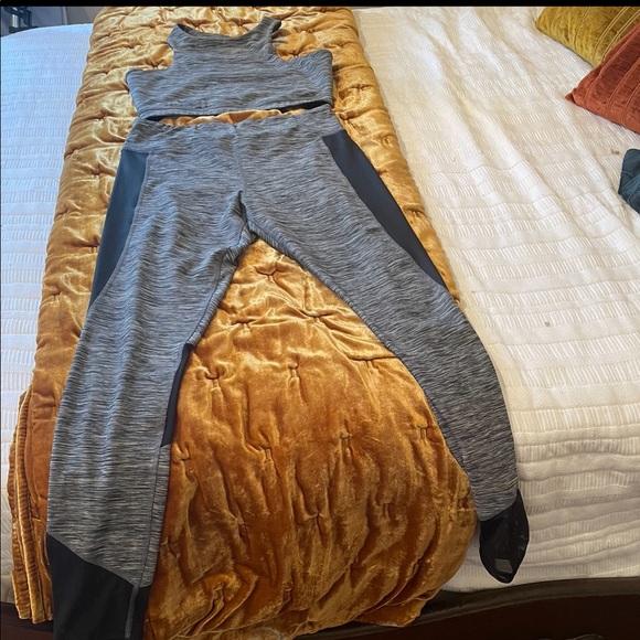 Express Core performance grey 2 piece set - Picture 3 of 11